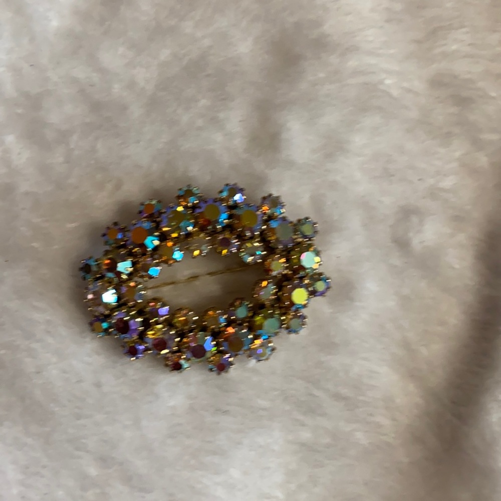 Beautiful vintage brooch great condition